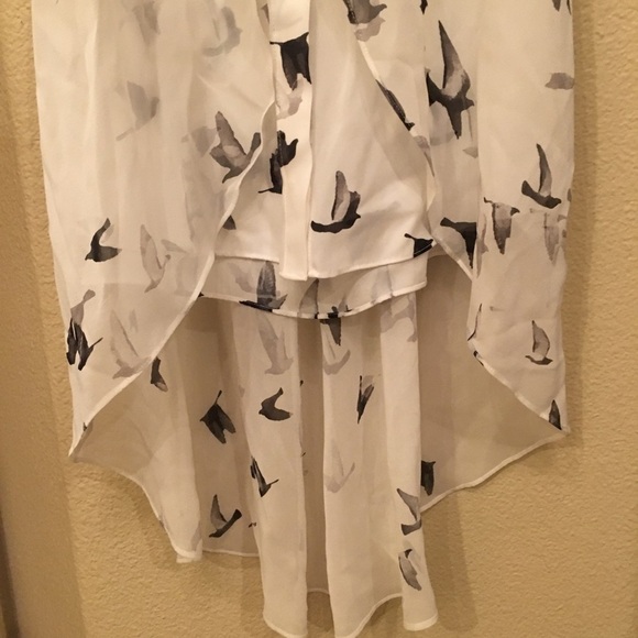 NWT~Unique HAUTE HIPPIE Bird Print Top Size XS - Picture 3 of 8